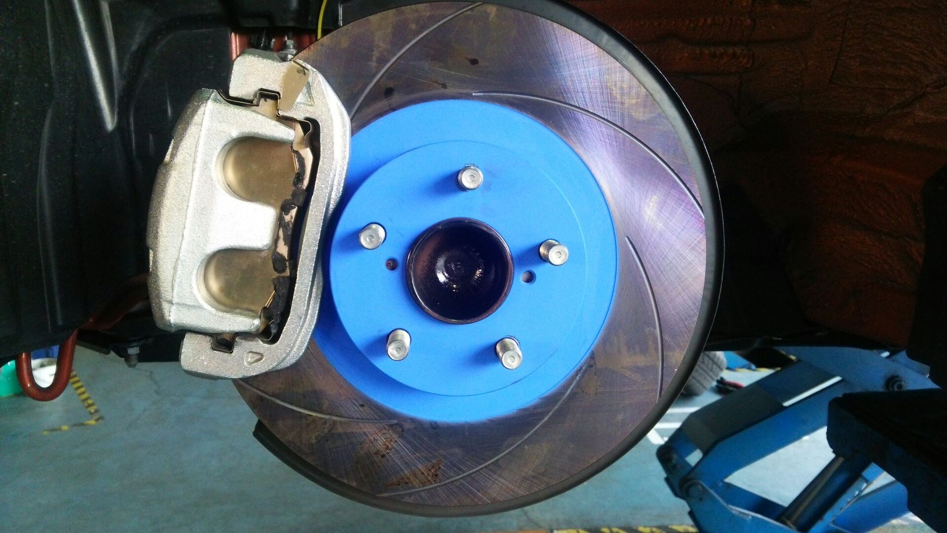 トヨタ 86 ブレーキローター交換 トヨタ 86 足まわり サスペンション ブレーキ 足まわり サスペンション ブレーキ ブレーキ関連パーツ取付 スタッフblog コクピット 藤枝 タイヤ館 藤枝 車のカスタマイズにかかわるスタッフより