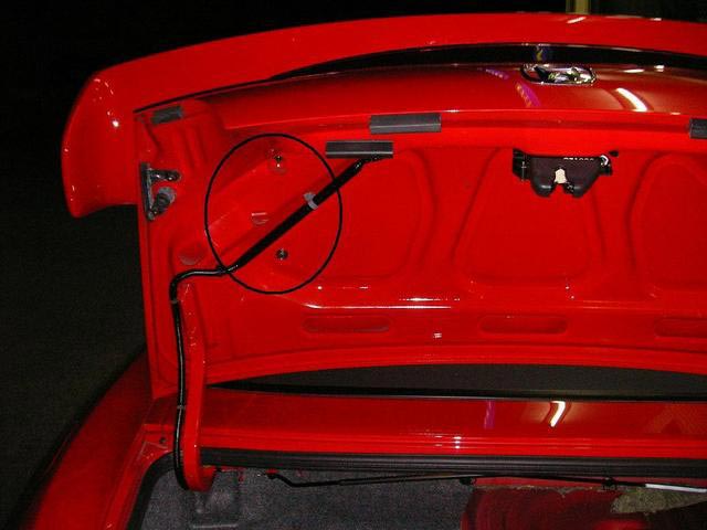 S2000 タイプS リアウイング取付 | スタッフ日記 | スタイル