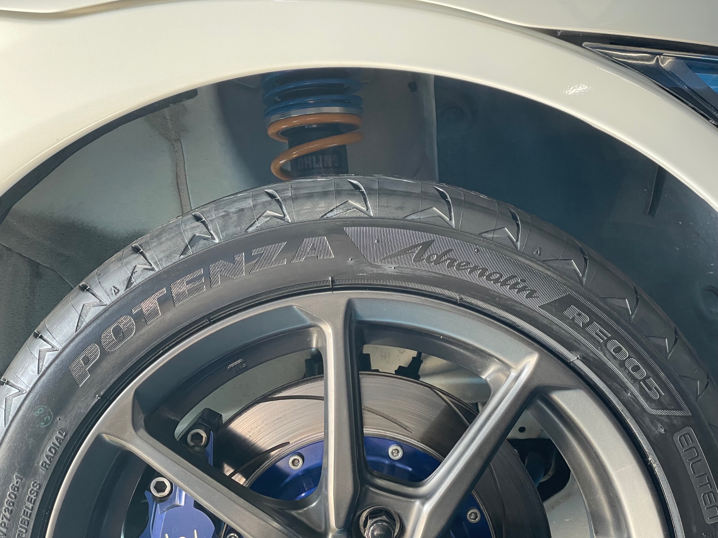 スタイルコクピットズーム　ホンダ S660 JW5　タイヤ交換〈POTENZA装着〉