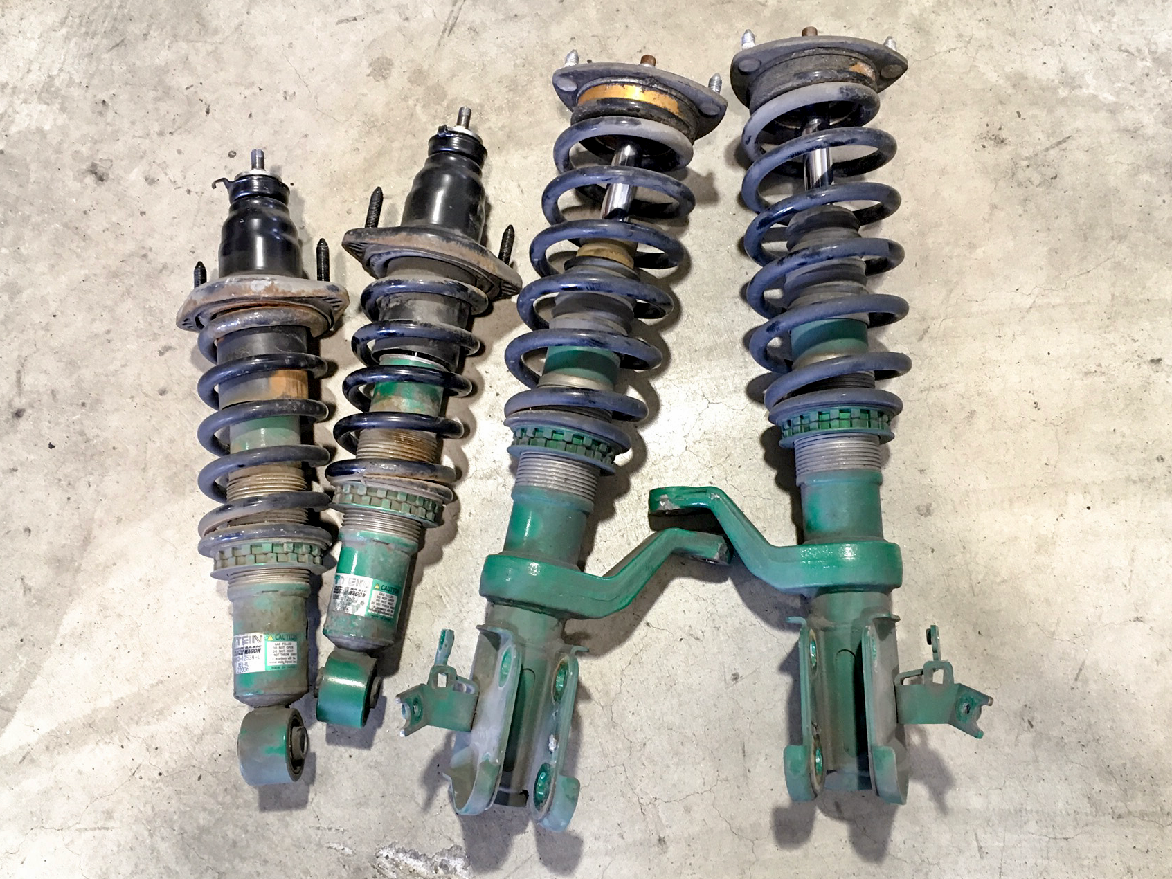 TEIN STREET BASIS mounted in BE3 HONDA EDIX. | ホンダ