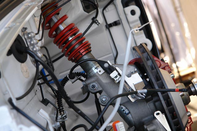 Sachs ザックス って 店長アサコのブログ コクピット 55 車のカスタマイズにかかわるスタッフより