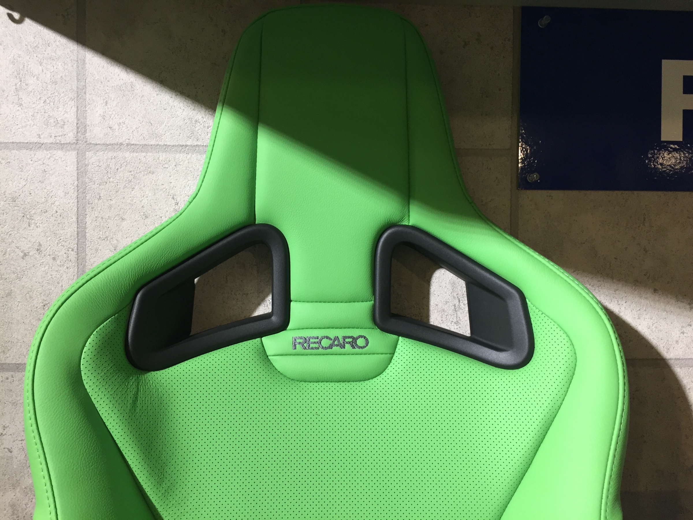 RECARO SPORTSTER LL100H SE LIMITED