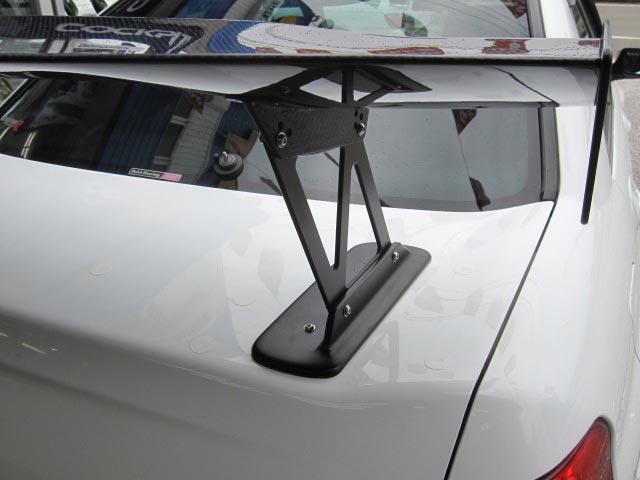 インプレッサにGTウイング | 店長アサコのブログ | コクピット 55 | 車