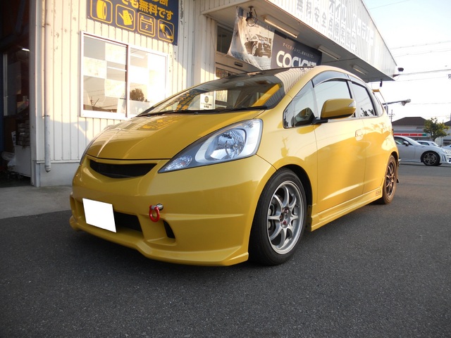 ホンダ フィット 追加メーター取り付け致しました