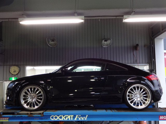 アウディtt 1.8 tfsi 純正ホイール(VRX3スタッドレス付き)