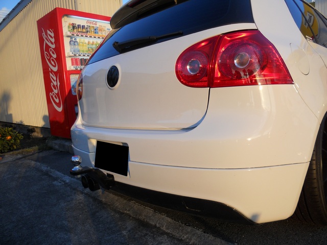 スタッフ元木 ゴルフ5 ヒッチメンバー取り付け！！ | スタッフ日記