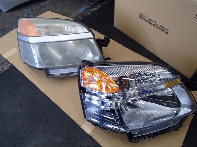 トヨタ ヴォクシー60系（VOXY） 車検からのヘッドライト交換