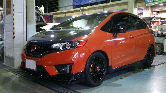 ホイール交換であなたらしい一台に スタッフblog コクピット 藤枝 タイヤ館 藤枝 車のカスタマイズにかかわるスタッフより
