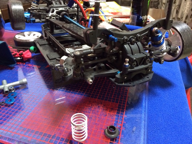 アソシエイテッドRC10B4 その後 | スタッフ日記 | コクピット
