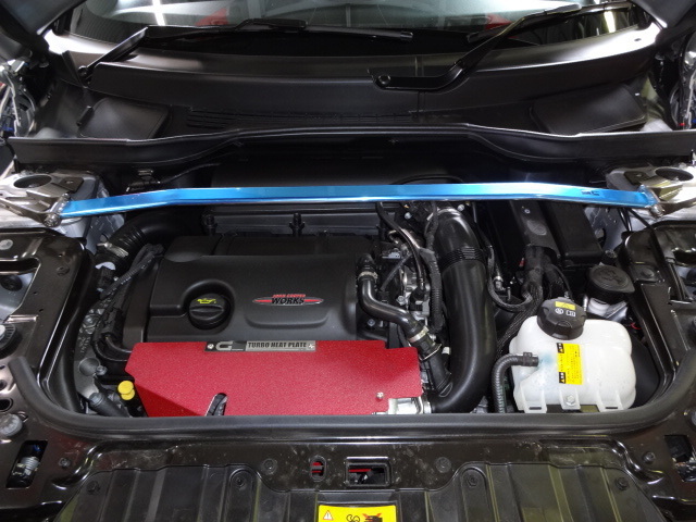 MINI R60 クロスオーバーにパワーブレース取付 ／ arc | Feel Book