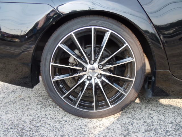 ZVW30にTEIN FLEX Z 取り付け☆ | トヨタ プリウス 足まわり