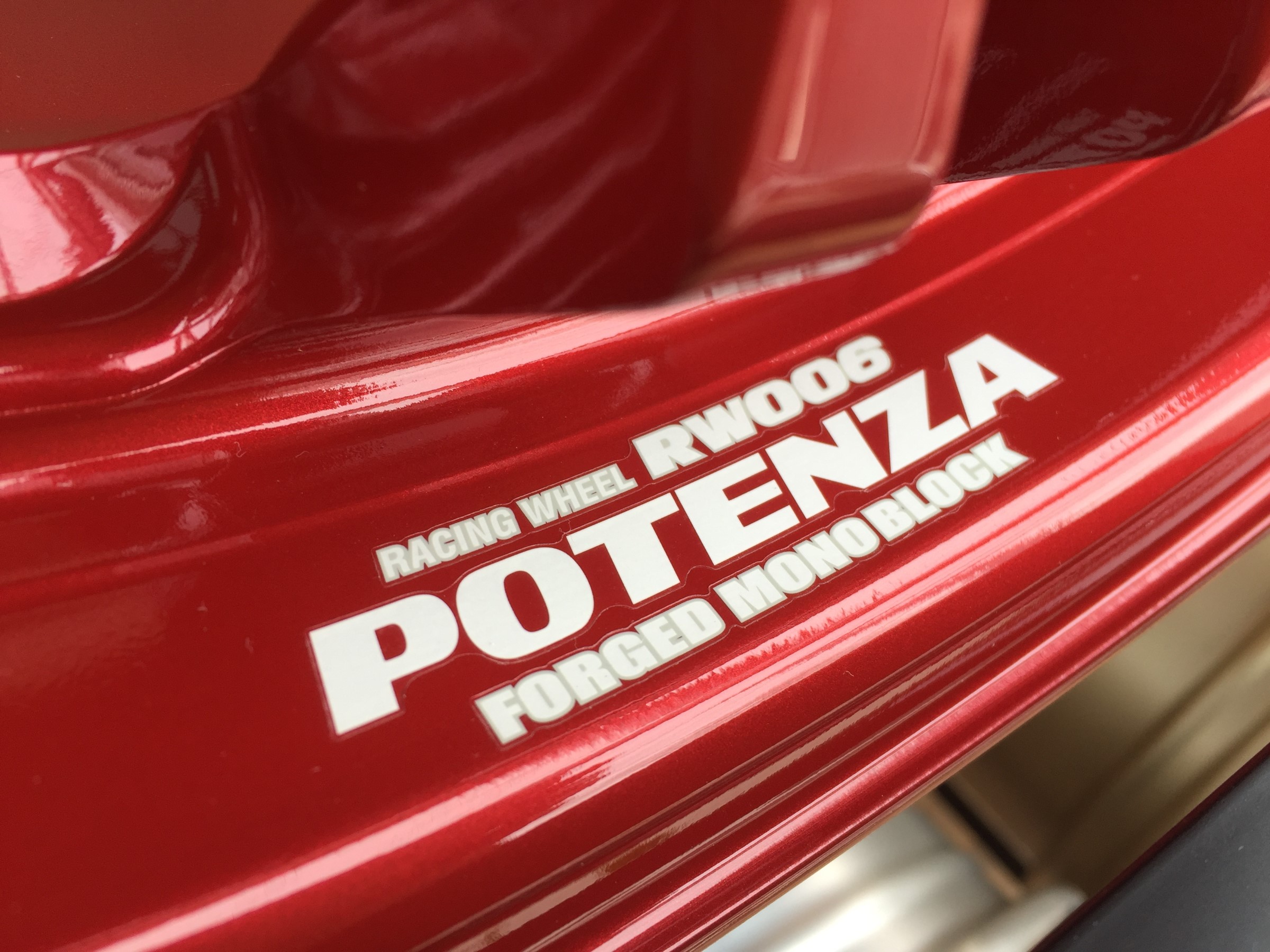 今年は赤に注目！！POTENZA RW006 ☆ EXCLUSIVE MODEL ☆ | ホイール