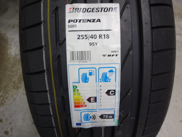 Bmw F30 ランフラットタイヤ交換 ブリヂストン ポテンザs001rft Feel Book スタイルコクピット フィール 車のカスタマイズにかかわるスタッフより