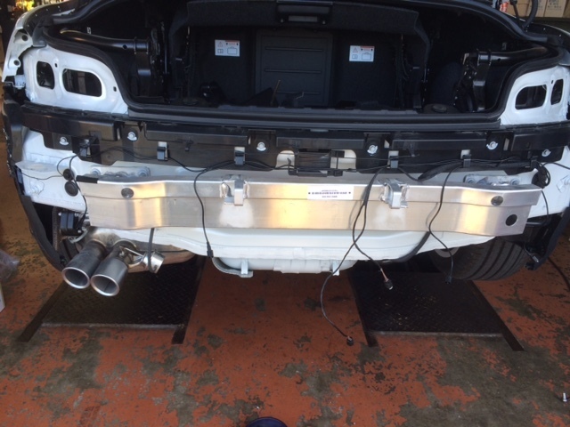 E89 Z4 データシステム コーナーガイドセンサー | ピットレポート