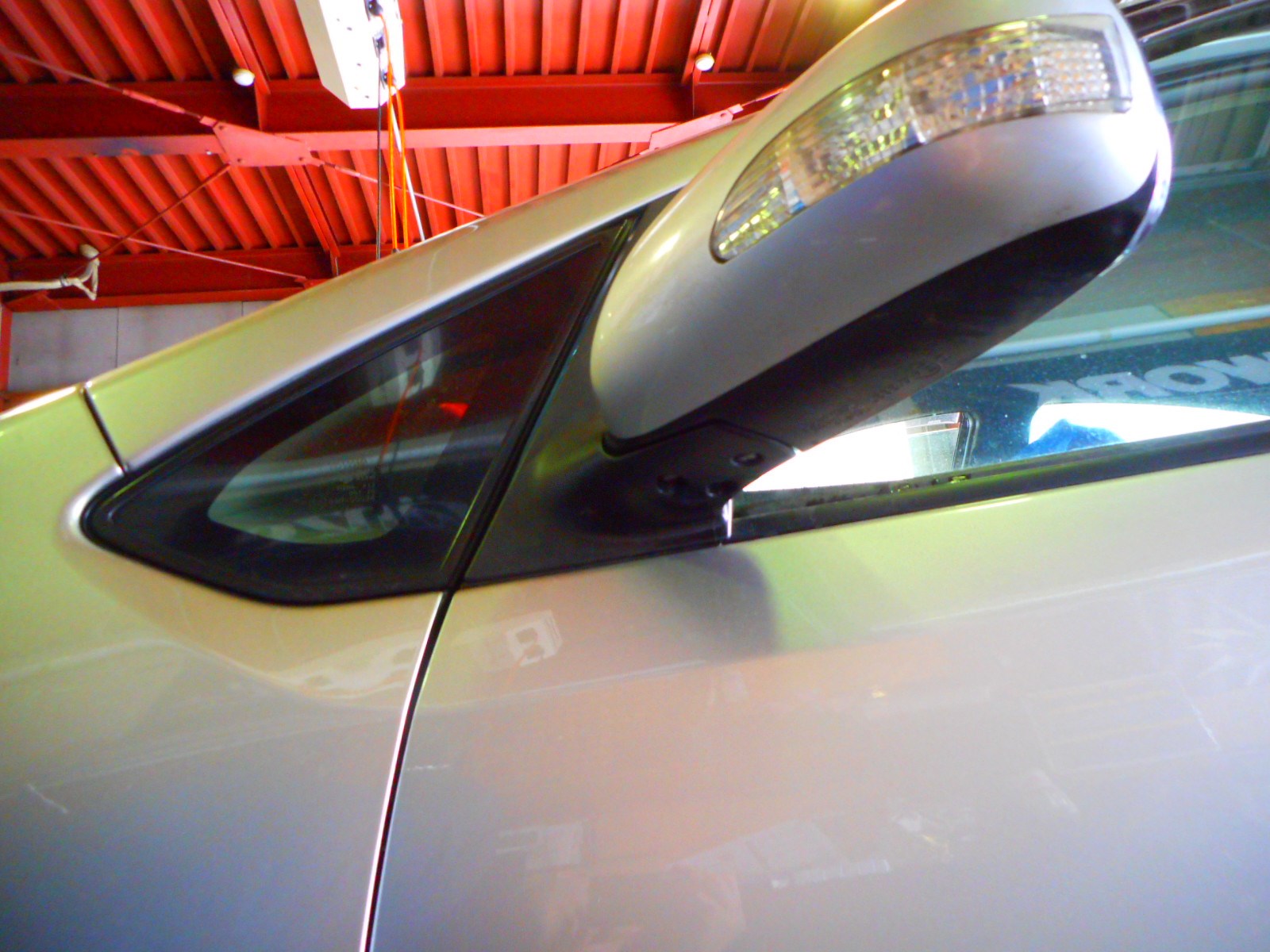 プリウス サイドカメラ取付 トヨタ プリウス Hid Led その他電装系 Hid Led その他電装系 電装系関連パーツ取付 Pit作業レポート Cockpit Age3 コクピットエイジ 車のカスタマイズにかかわるスタッフより