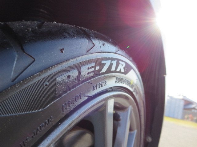 Potenza Re 71rはやっぱりすごかった 店長アサコのブログ コクピット 55 車のカスタマイズにかかわるスタッフより