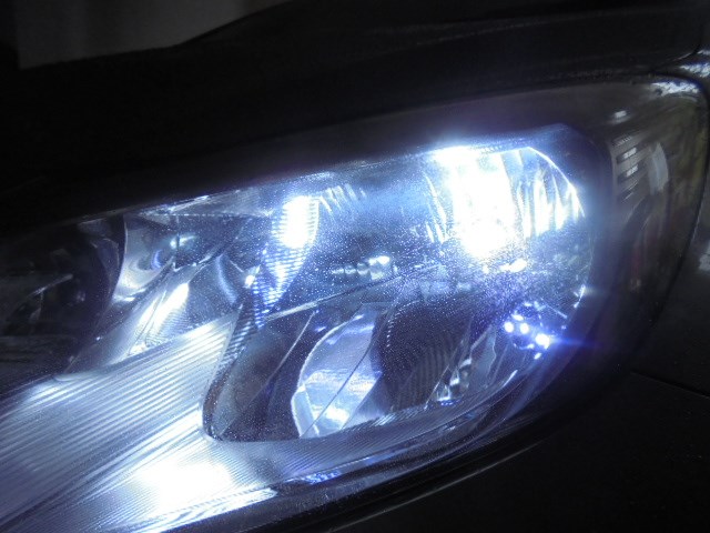 ヘッドライトの点灯不良は道交法違反 整備不良 泣笑 日産 ノート Hid Led その他電装系 Hid Led その他電装系 Ledバルブ取り付け アフターパーツ取り付け事例 コクピット 麻生 お店の得意技紹介
