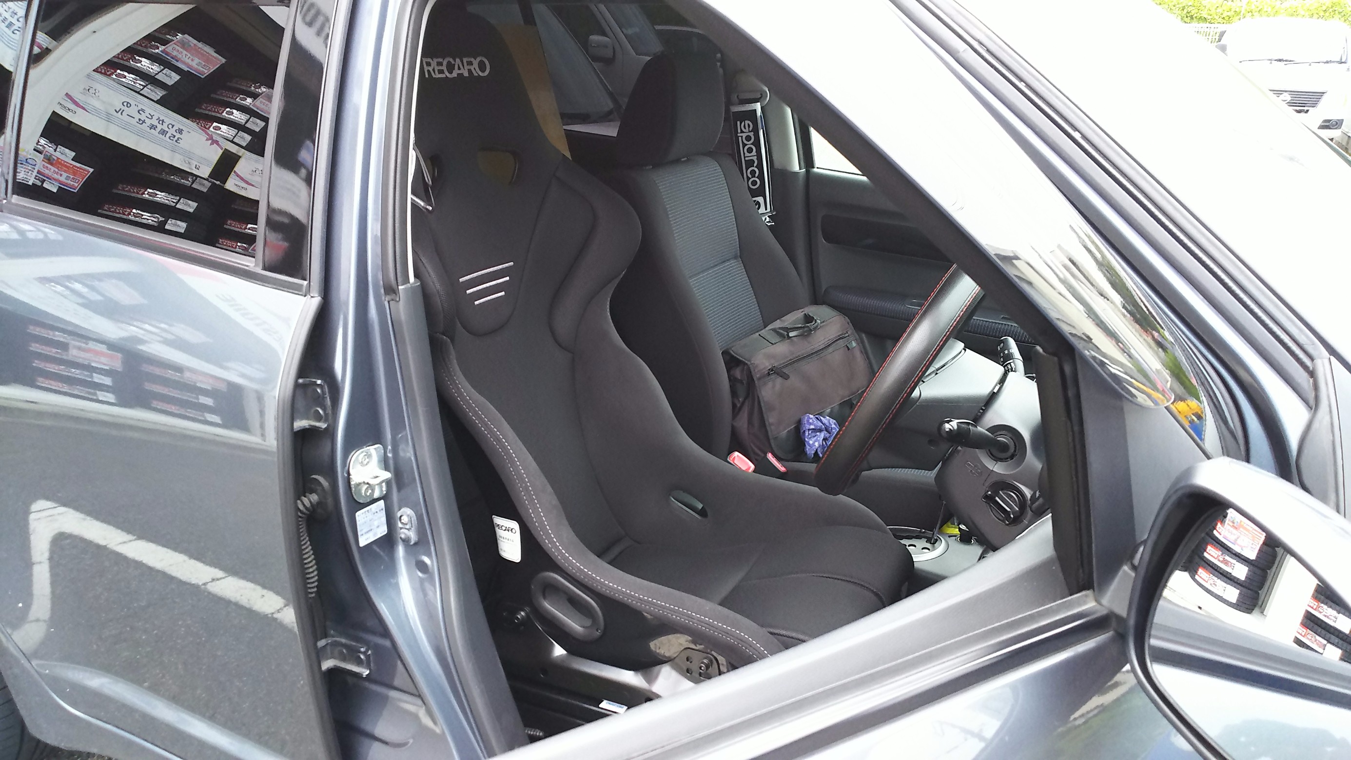 RECAROシート 今回は フルバケ RS-G 編 | スズキ スイフト インテリア