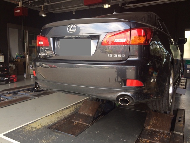 LEXUS IS350 マフラー交換 | スタッフ日記 | コクピット豊洲 | 車の  