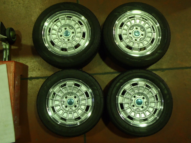 【監督】ホンダビート13インチホイール＋ホイールキャップ 監督】ホンダビート13インチホイール＋ホイールキャップ 監督様