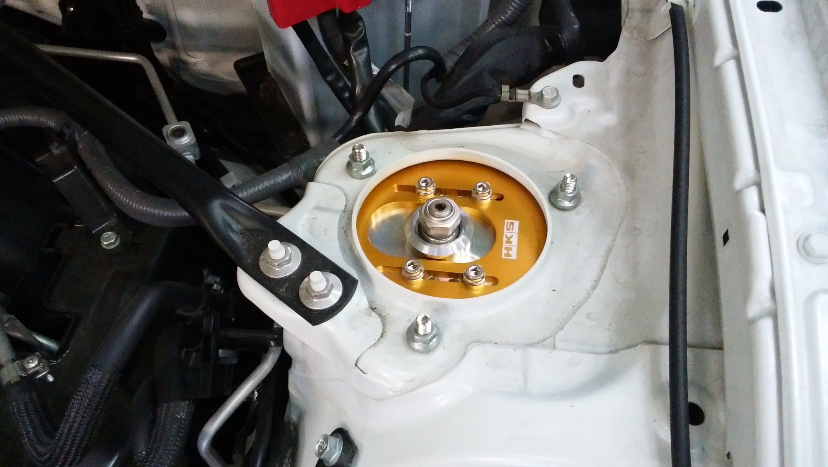 HKS車高調 ハイパーMAX IV SP ＠ 86（ZN6） | トヨタ 86 足