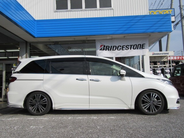 今年も人気です!クスコ車高調をRC1オデッセイに取り付け 今年も人気です!クスコ車高調をRC1オデッセイに取り付け