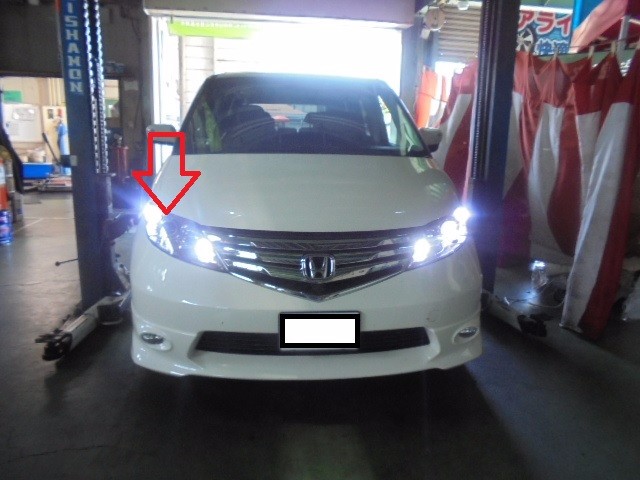 エリシオンのHIDバルブ交換☆ | ホンダ エリシオン HID・LED（その他