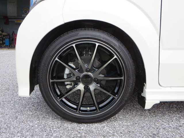 RAYSの新作「G25軽カーサイズ」をNBOXカスタムに装着！ | 店長アサコの