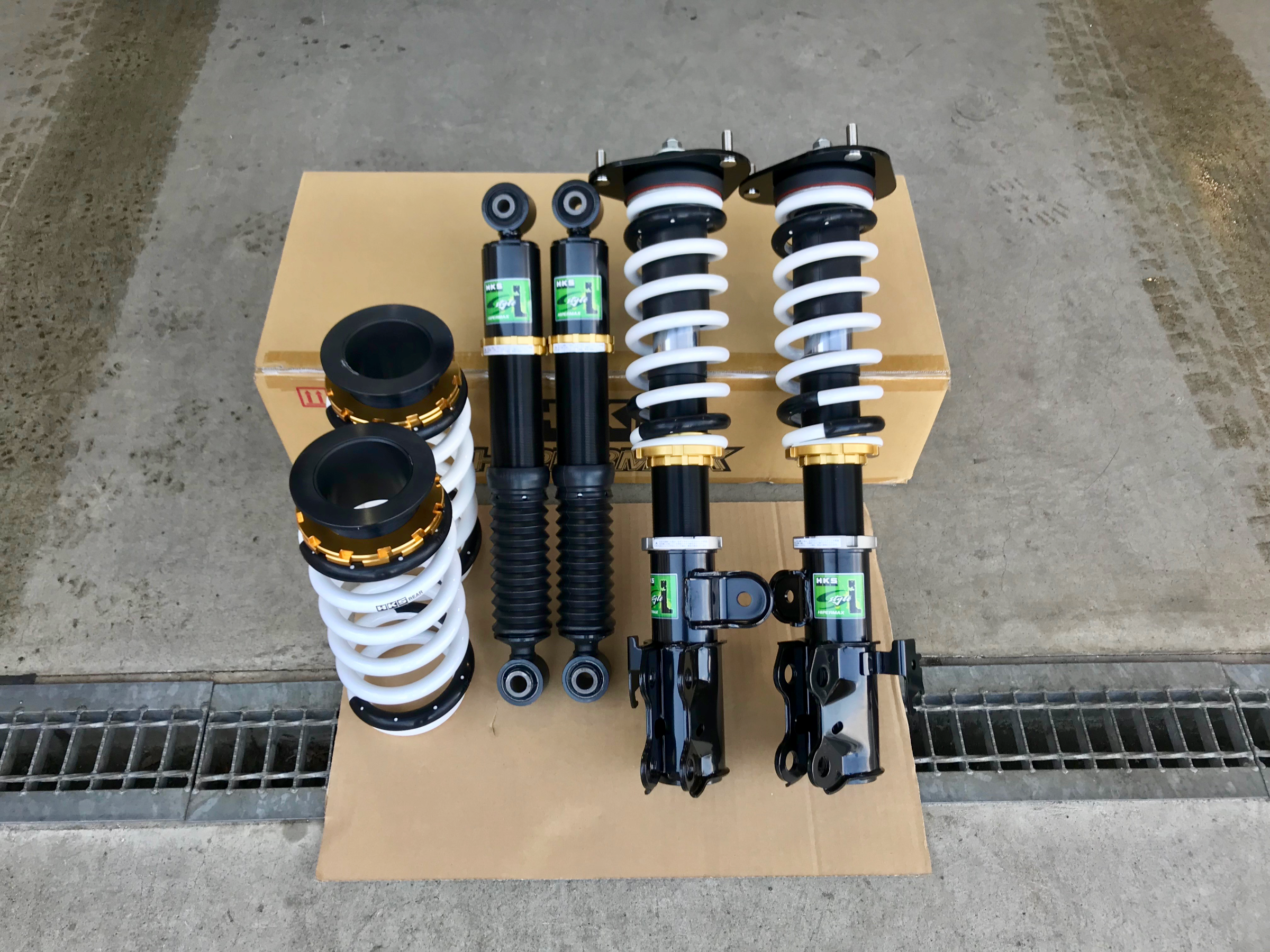 アルファード10系4WD用HKS車高調 HKS ハイパーマックス 車高調 10系 アルファード