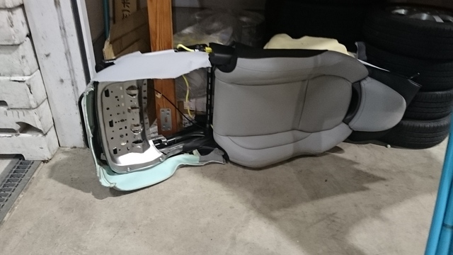 Cr Zの助手席にレカロを付けたら大変だった 編 メモらんだむ コクピット 福島 車のカスタマイズにかかわるスタッフより