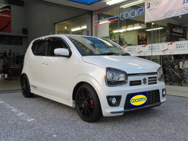 アルトワークスにいろいろと スズキ アルトワークス 店長アサコのブログ コクピット 55 車のカスタマイズにかかわるスタッフより