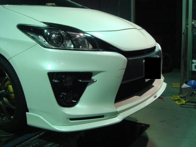 30プリウス フロントハーフスポイラー トムス トヨタ」のエアロパーツ