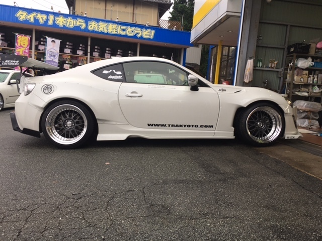 86 ZN6 ロケットバニー エアロ | トヨタ 86 エクステリア エクステリア