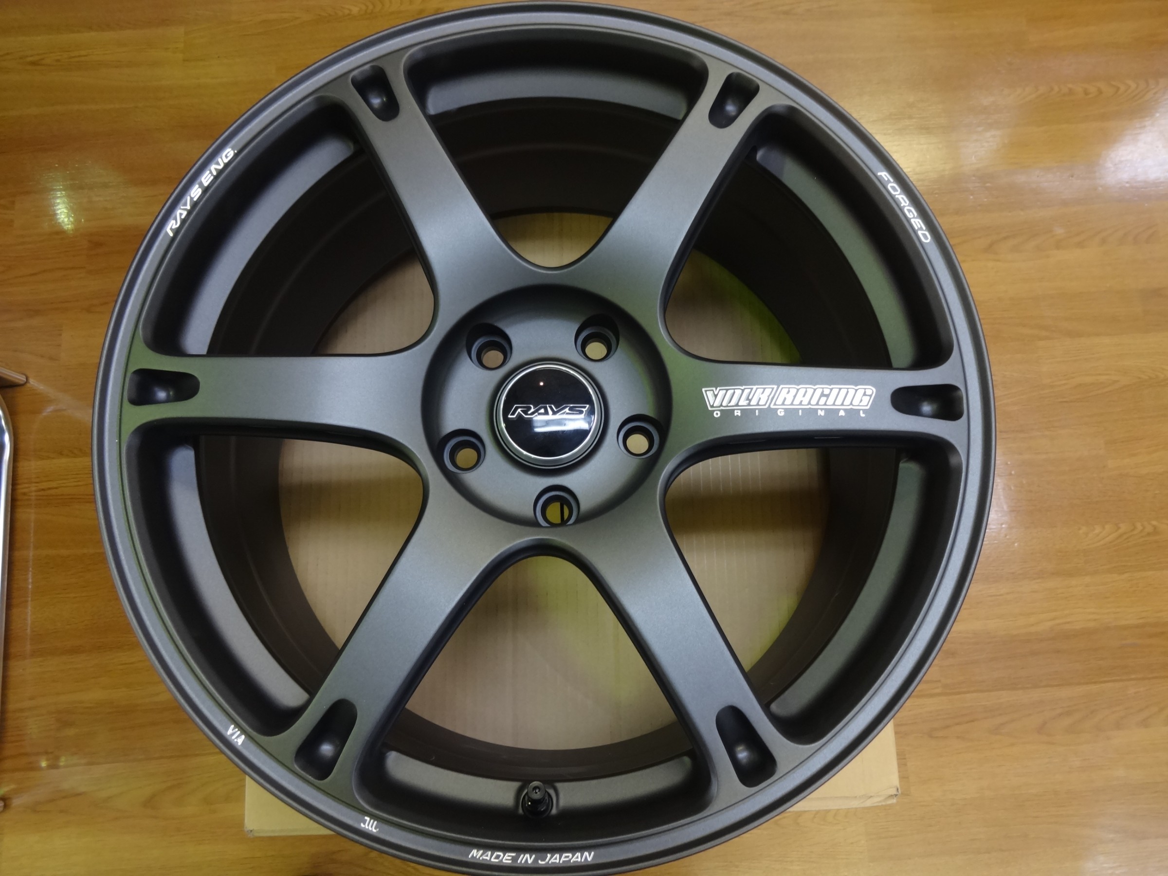 VOLK RACING TE037 6061 取扱い店舗限定アイテムです! | 今日の出来事