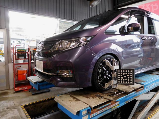 ホンダ RP4 ステップワゴン SPADA “冬仕様”だけどインチアップ作業