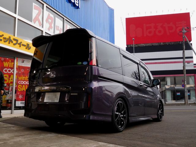 ホンダ RP4 ステップワゴン SPADA “冬仕様”だけどインチアップ作業