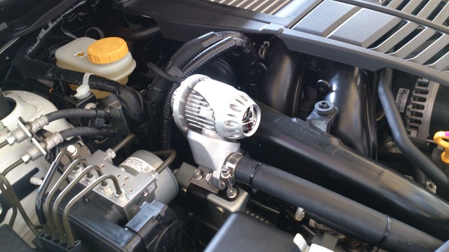 レヴォーグにhksターボタイマー ブローオフバルブお取付 スタッフblog コクピット 藤枝 車のカスタマイズにかかわるスタッフより