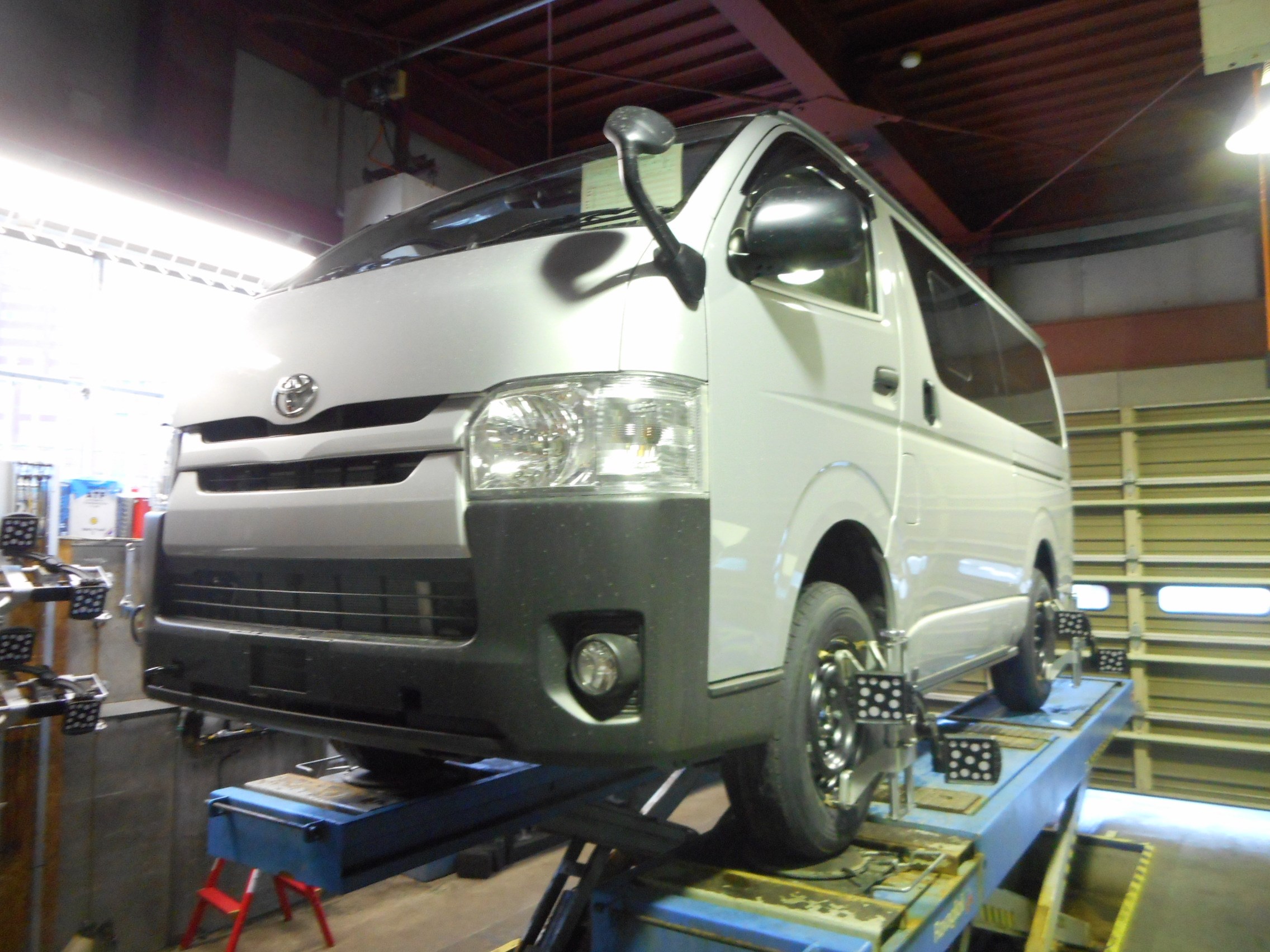 今日の出来事 足回りの一日 足まわり サスペンション ブレーキ 足まわり サスペンション ブレーキ サスペンションパーツ関連取付 Pit作業レポート Cockpit Age3 コクピットエイジ 車のカスタマイズにかかわるスタッフより