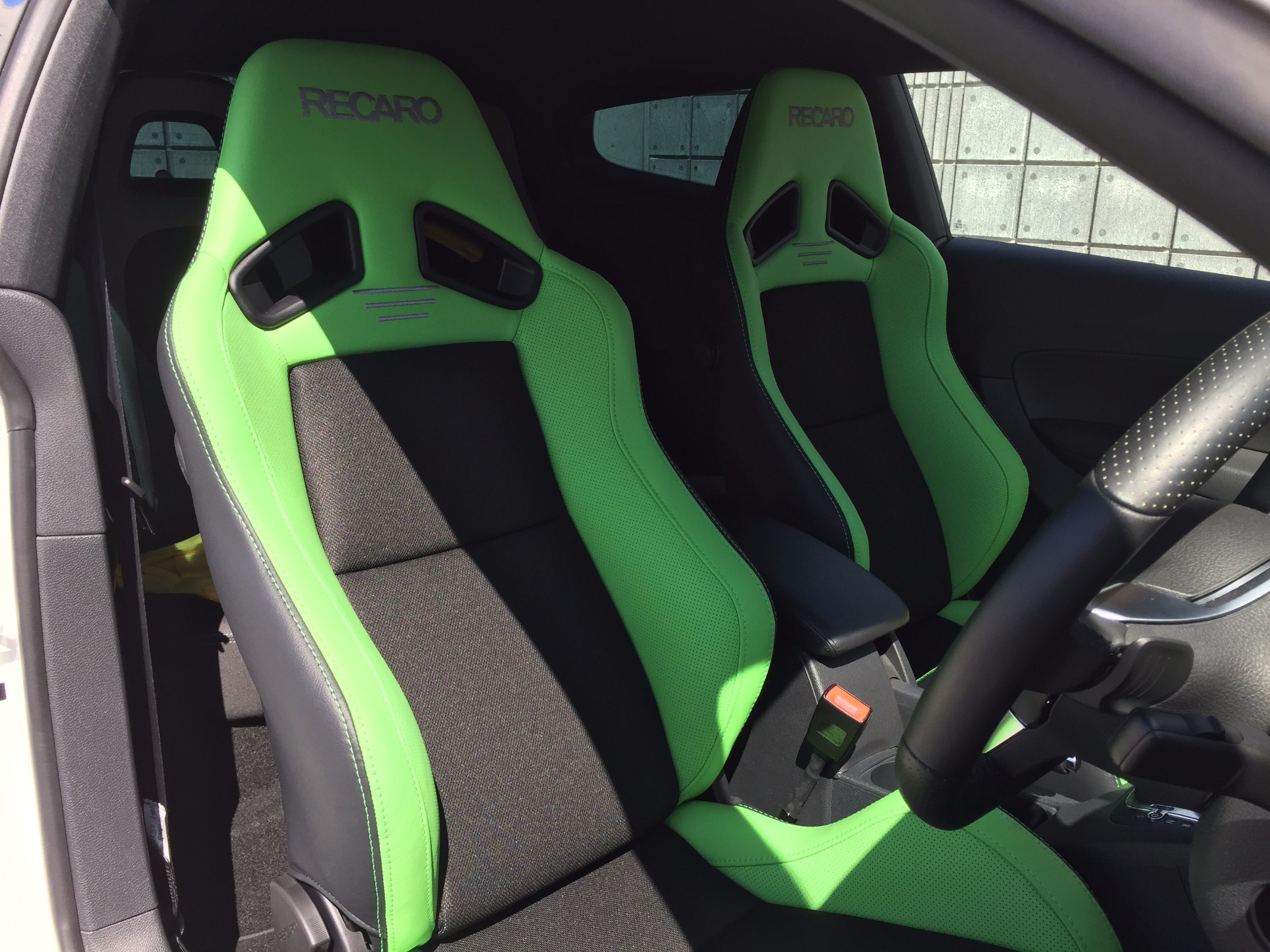 RECARO SR-7 LASSIC GREEN