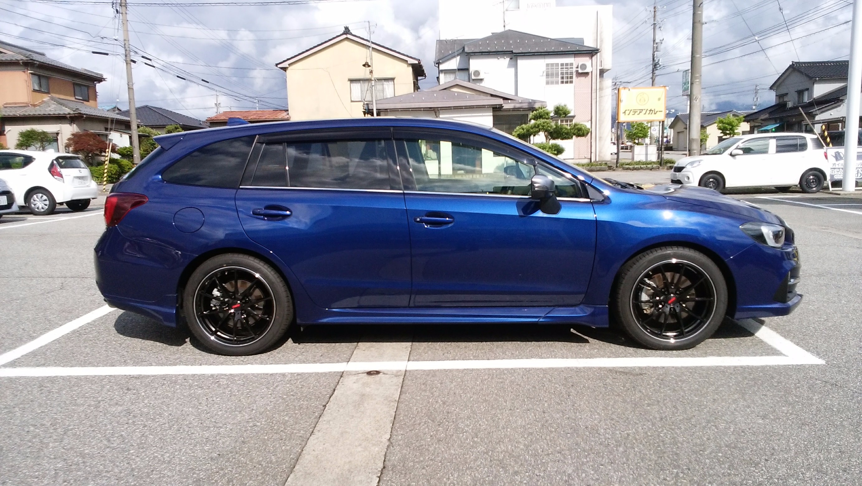 ボルクレーシングG25 18×7.5J+48 CB ＠ レヴォーグ | スバル