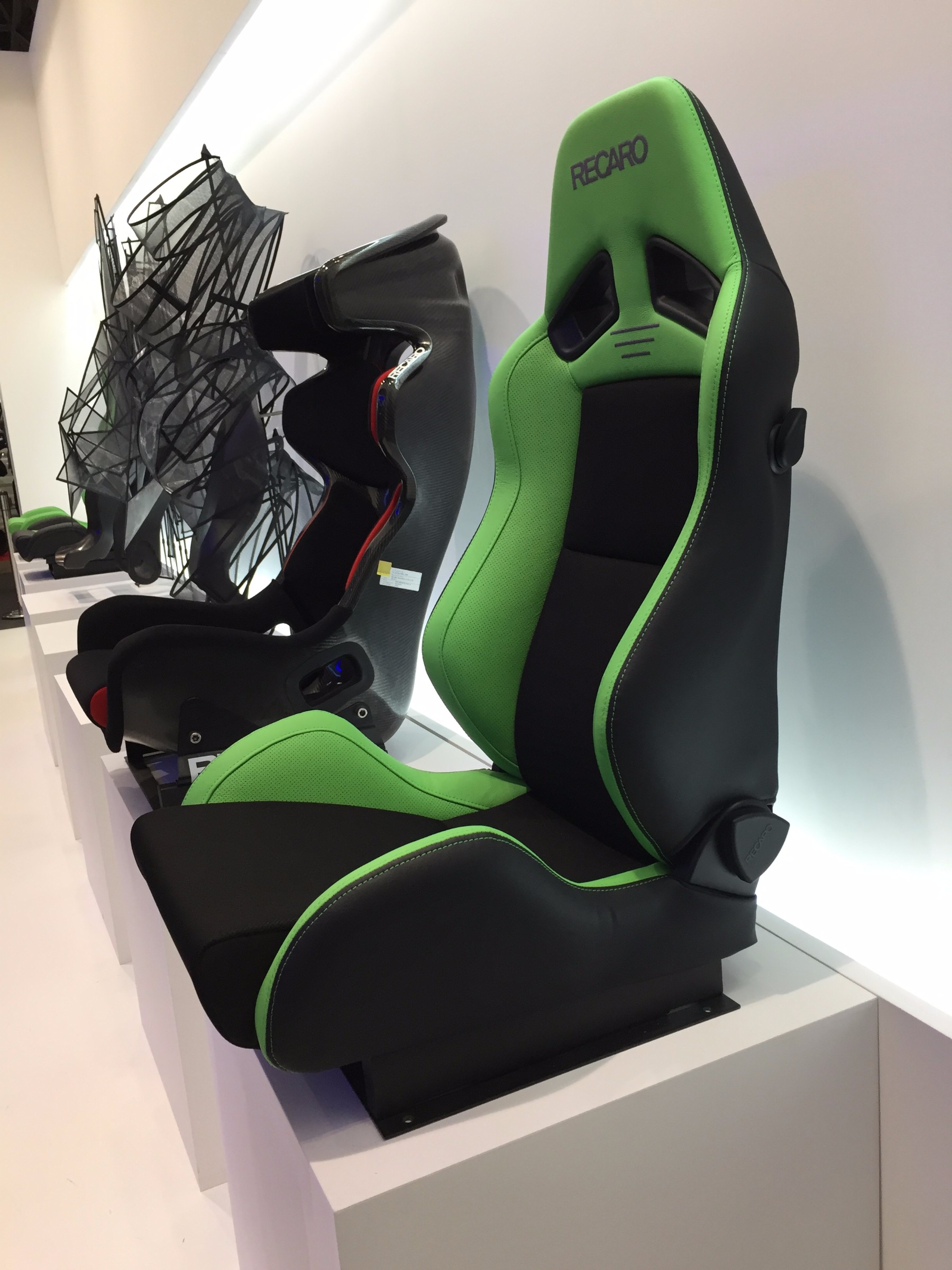 限定グリーンモデルもまだ間に合いますよ！