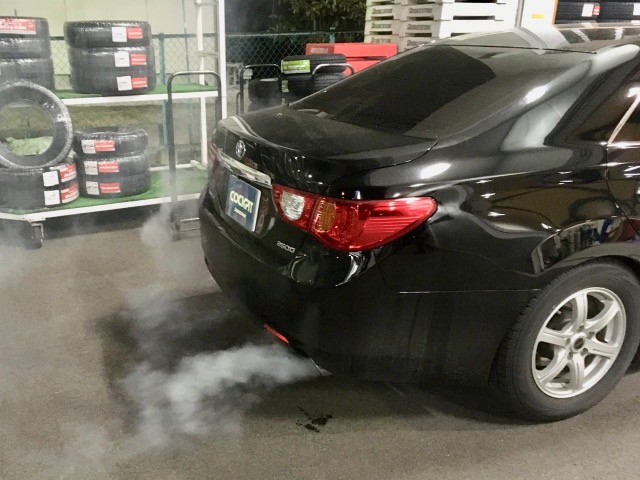 マークxのオイル交換 ワコーズrecs施工 トヨタ マークx メンテナンス オイル バッテリー他 メンテナンス オイル バッテリー他 エンジンオイル交換 メモらんだむ コクピット 福島 車のカスタマイズにかかわるスタッフより