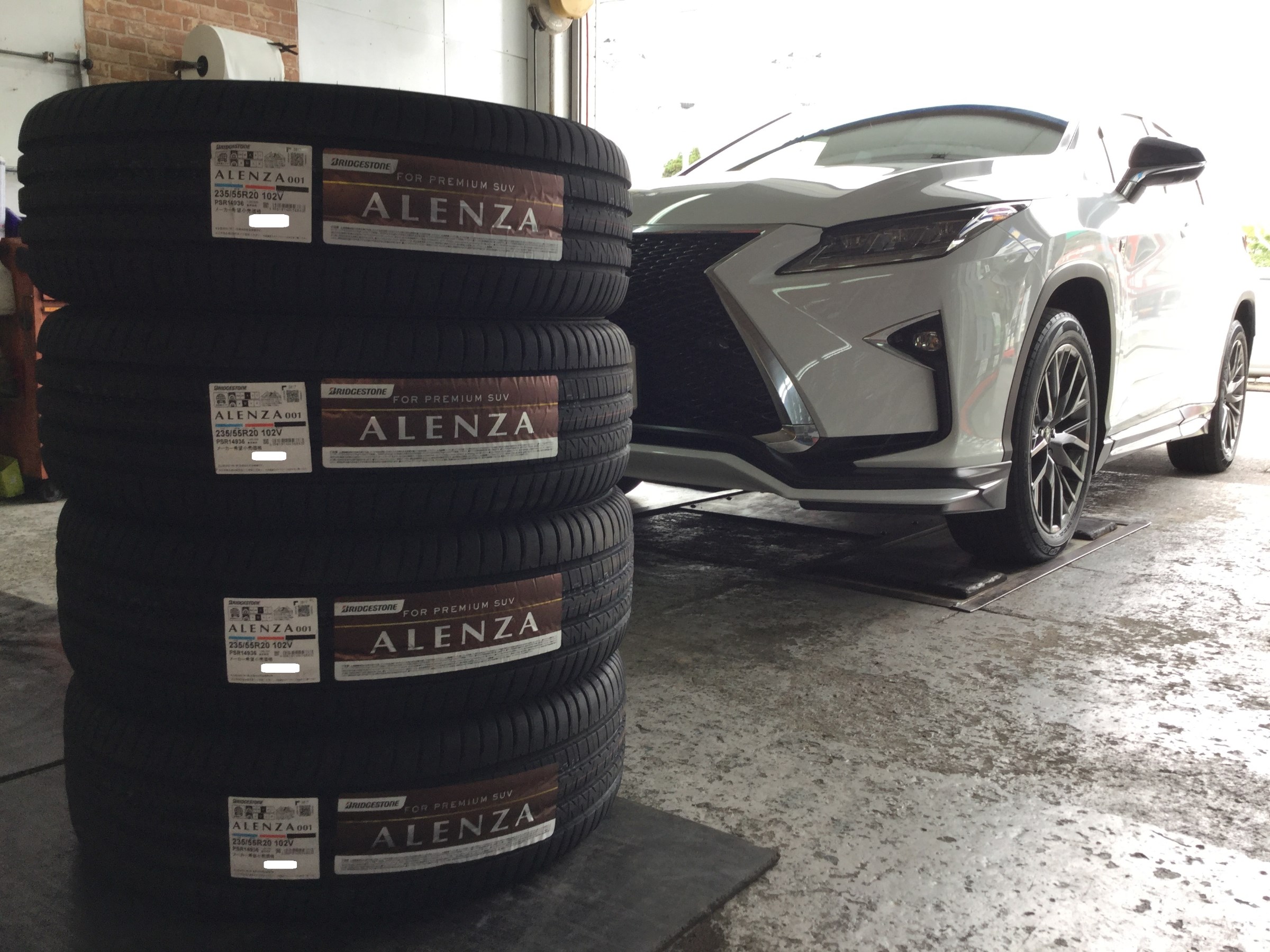 レクサスRX ALENZA 001 アレンザ ゼロゼロワン SUV専用タイヤ 235
