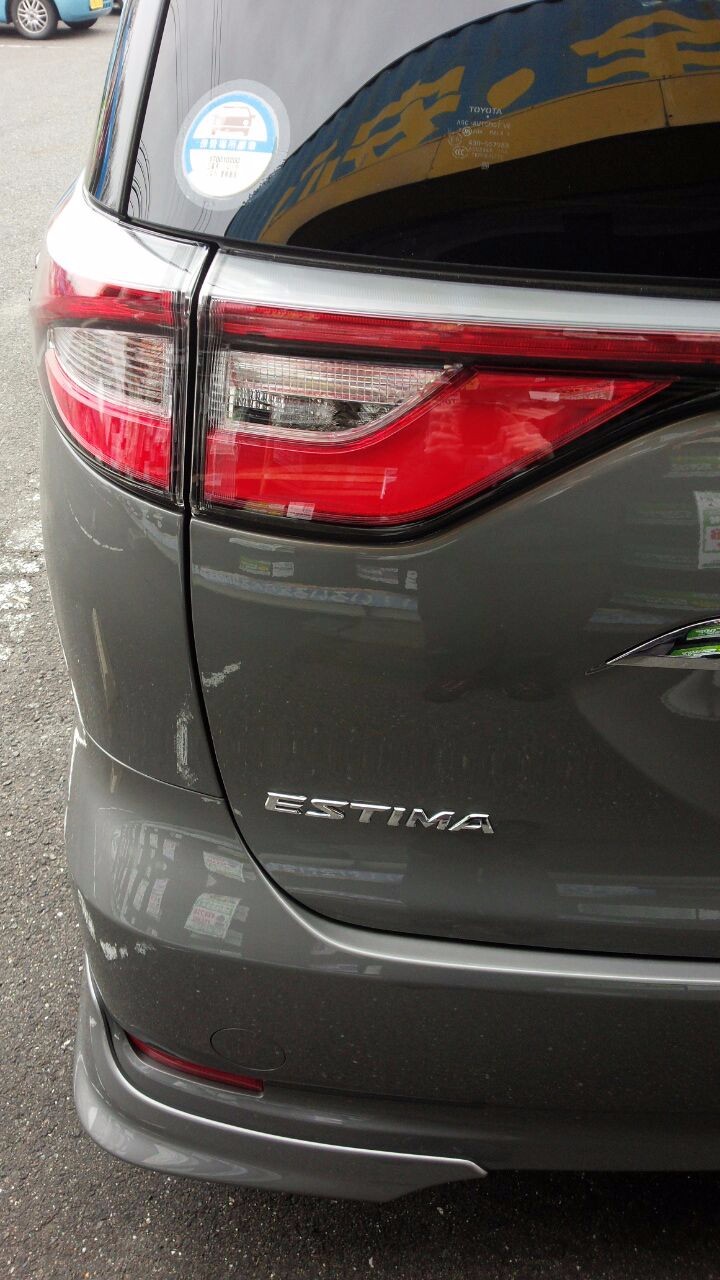 新型エスティマにアルパインのカーナビとその仲間たちを取付の巻