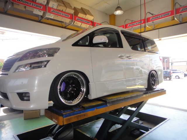 20ヴェルファイア ドライブシャフト交換！ | トヨタ ヴェルファイア メンテナンス（オイル・バッテリー他） その他 > 事故修理・一般整備 |  スタッフ日記 | コクピット さつま岸和田