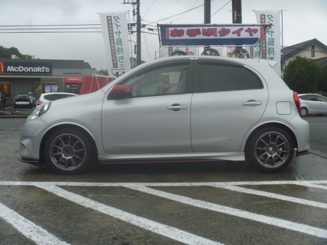 マーチ  Sのアルミ入れ替え!!   日産 マーチ ホイール