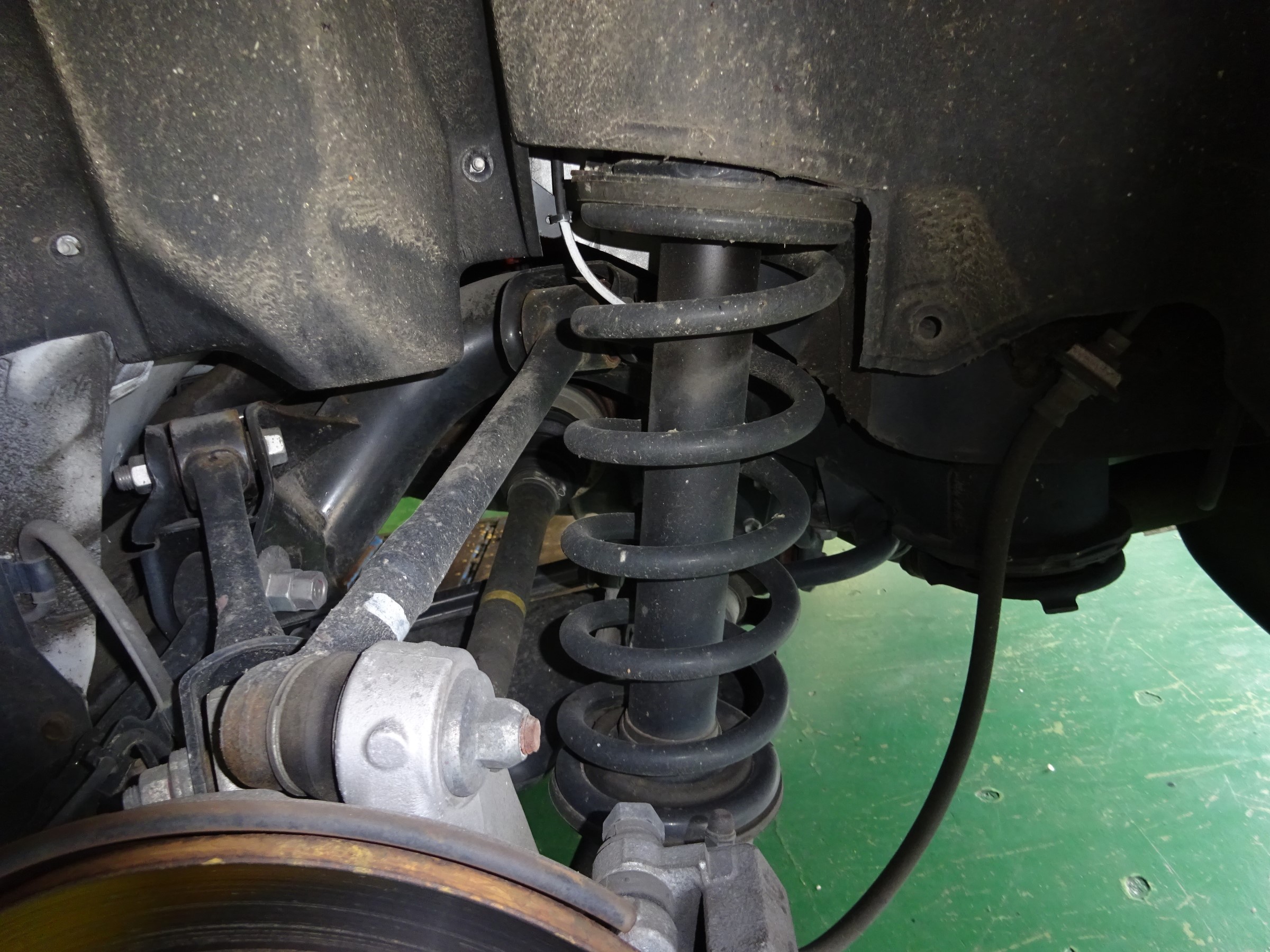 AWS210 クラウン 車高調投入 | トヨタ クラウン アスリート 足まわり