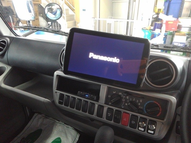 カムロード スピーカー交換 トヨタ Av カーナビ ドライブレコーダー Etc Av カーナビ ドライブレコーダー Etc オーディオ取付 スタッフ日記 コクピット 107 車のカスタマイズにかかわるスタッフより