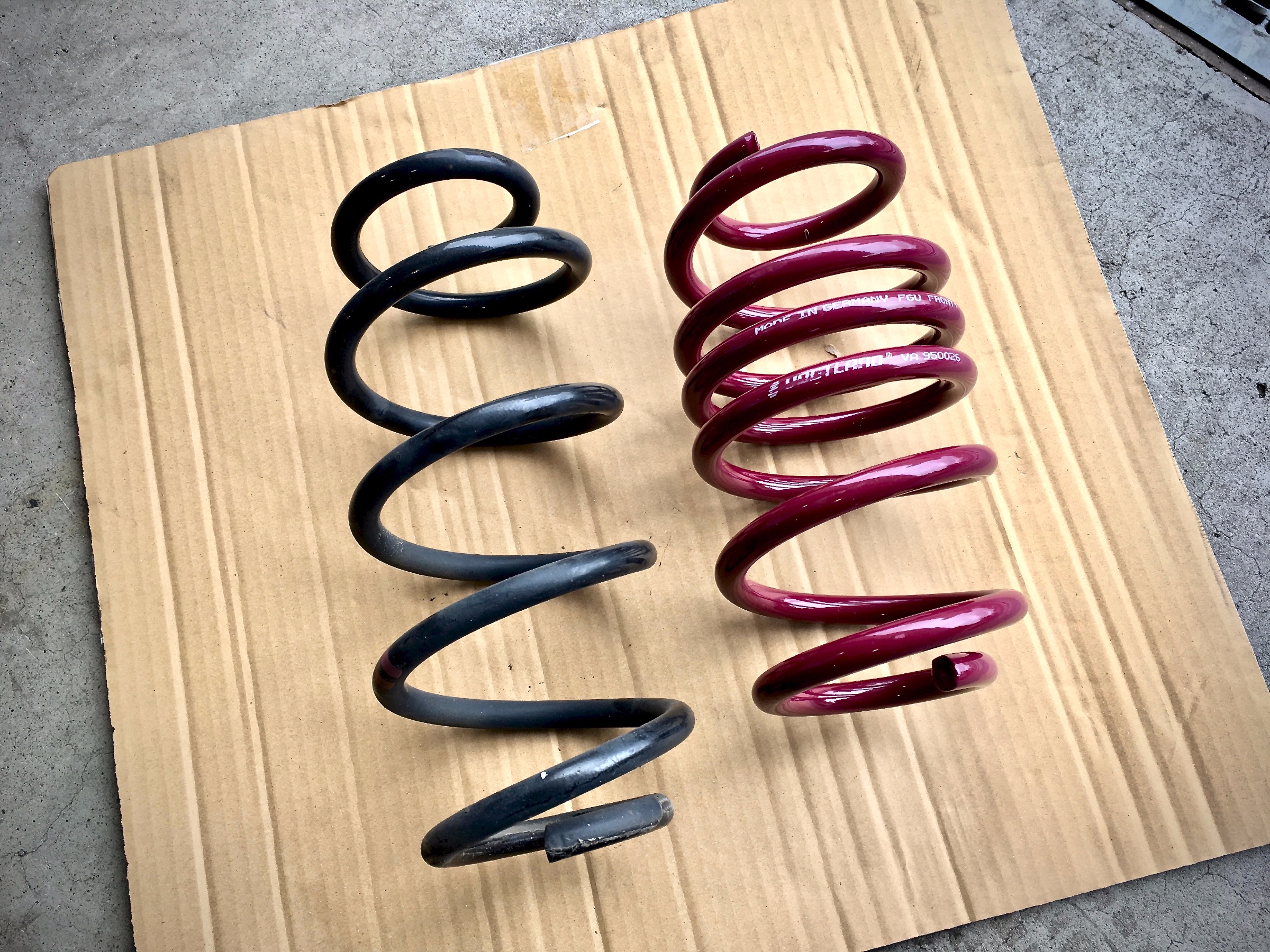 Audi A4 Avant ✖ VOGTLAND（フォクトランド）Sport Springs