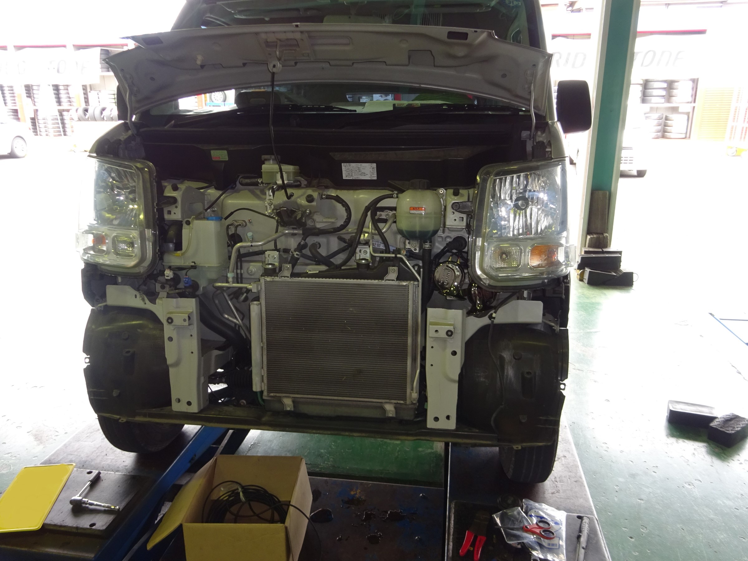 エブリイに前後カメラのドラレコ取り付け | スズキ エブリイバン AV